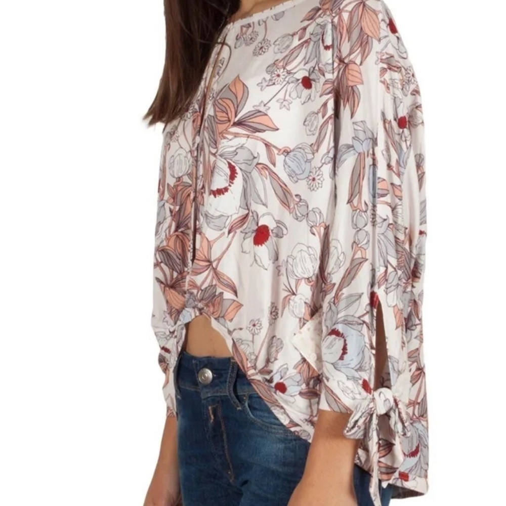 ANTHROPOLOGIE FREE PEOPLE KEEPIN ON FLORAL FLOWY OVERSIZED TUNIC TOP SIZE MEDIUM - Picture 3 of 9